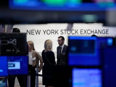 Stock market today: Wall Street yo-yos to a mixed close as oil and bond markets raise the pressure