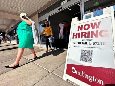 US applications for unemployment benefits fall to lowest level in 7 months