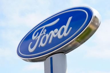 Ford earnings fall short of estimates after it strikes a tentative deal with the United Auto Workers