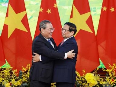 China’s Premier Li talks trade in Vietnam despite differences over South China Sea